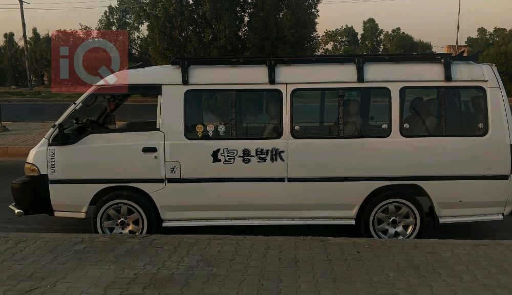 هيونداي H-100